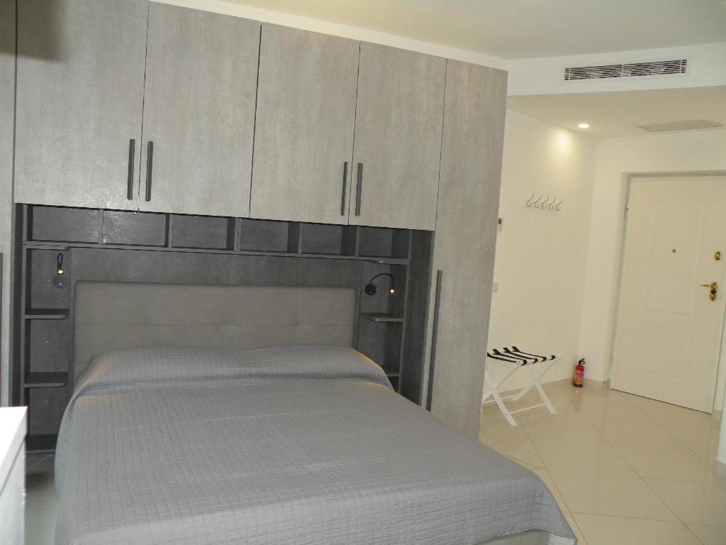 Lillibet Apartment